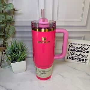 Stanley Pink Parade 30oz Quencher BNWT